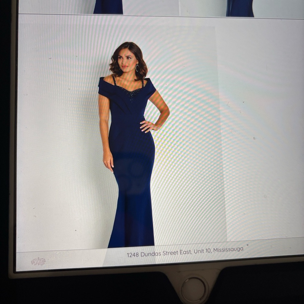 Elegant Navy Mother of the Bride Gown